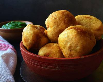 आलू दाल पाकोरा रेसिपी - Aloo Dal Pakoras Recipe