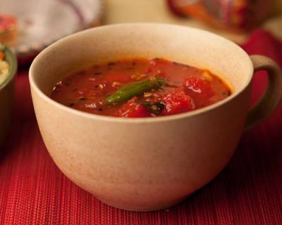 खट्टी मीठी टमाटर की चटनी - Sweet and Spicy Tomato Chutney (Recipe In Hindi)