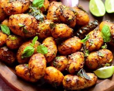 8 Spicy & Delicious Baby Potato Recipes That You Love