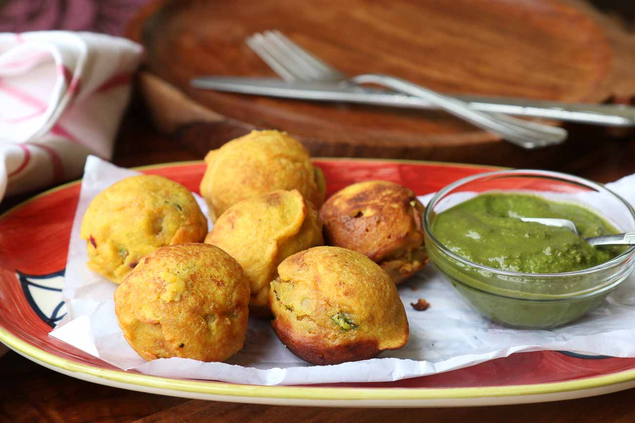 Low Fat Aloo Bonda Recipe - Made In Kuzhi Paniyaram Pan