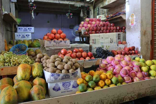 HAL Farmers Wholesale Fruit and Vegetable Market Bangalore-33