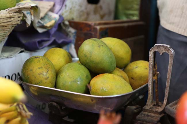 HAL Farmers Wholesale Fruit and Vegetable Market Bangalore-35