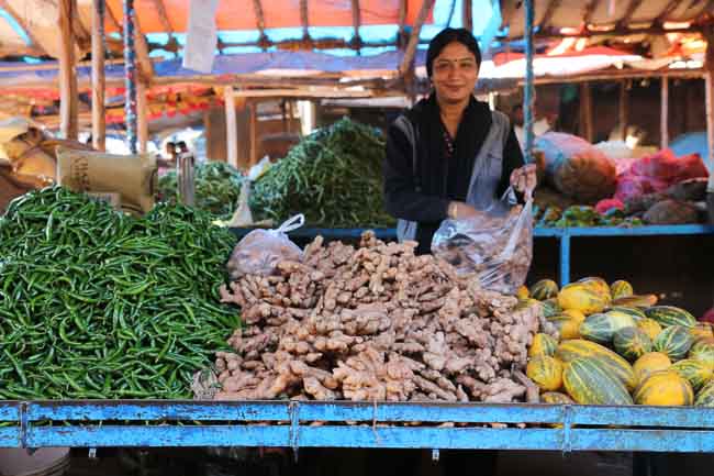 HAL Farmers Wholesale Fruit and Vegetable Market Bangalore-9