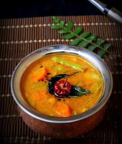 Khatkhate Karwar Style Mixed Vegetable Curry with Toor Dal Coconut