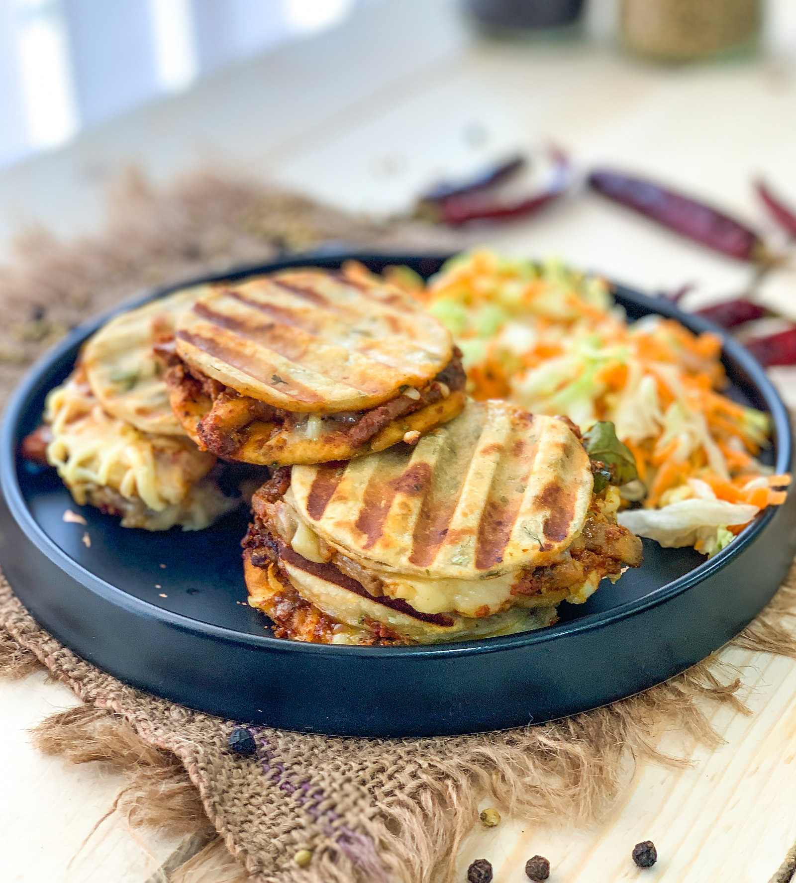 Cheesy Kulcha Sandwich Recipe With Ghee Roast Mushrooms