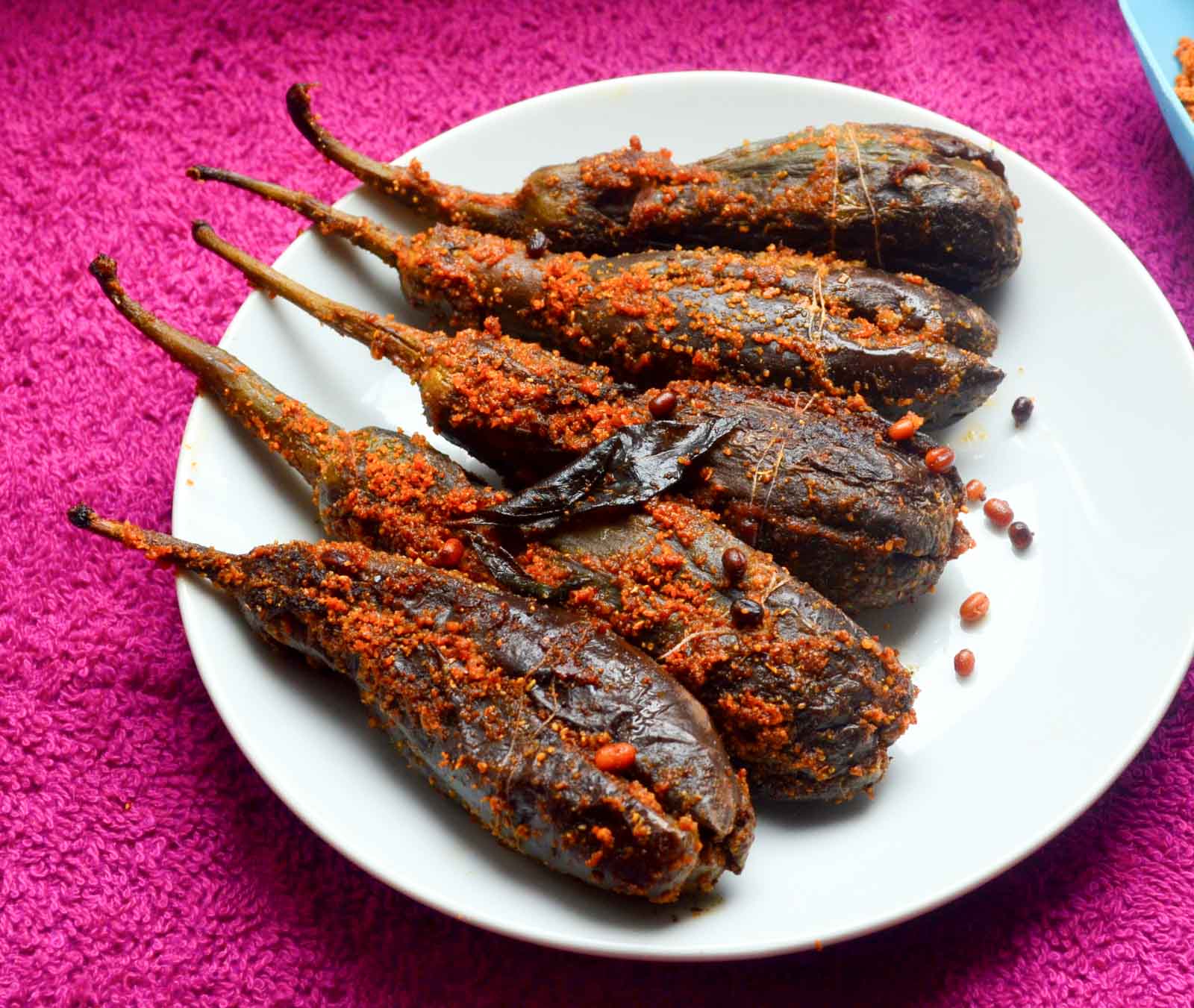 Menthi Vankaya Recipe - Andhra Style Fenugreek Spiced Baingan Menthi Vankaya Recipe - Andhra Style Fenugreek Spiced Baingan