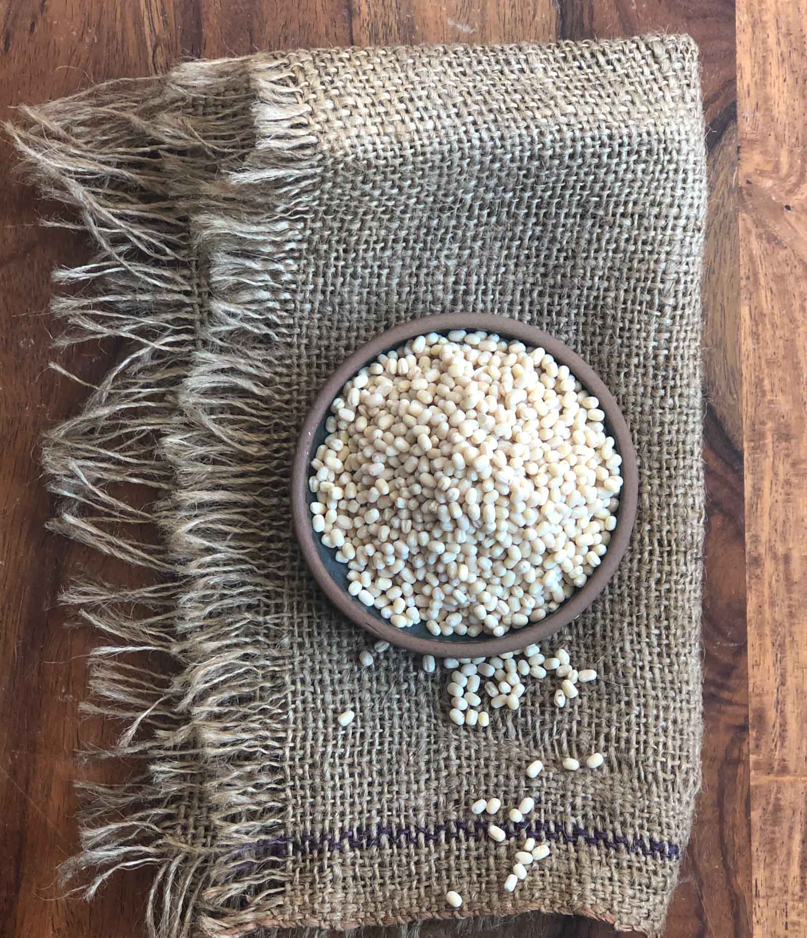 Whole Urad Dal 1