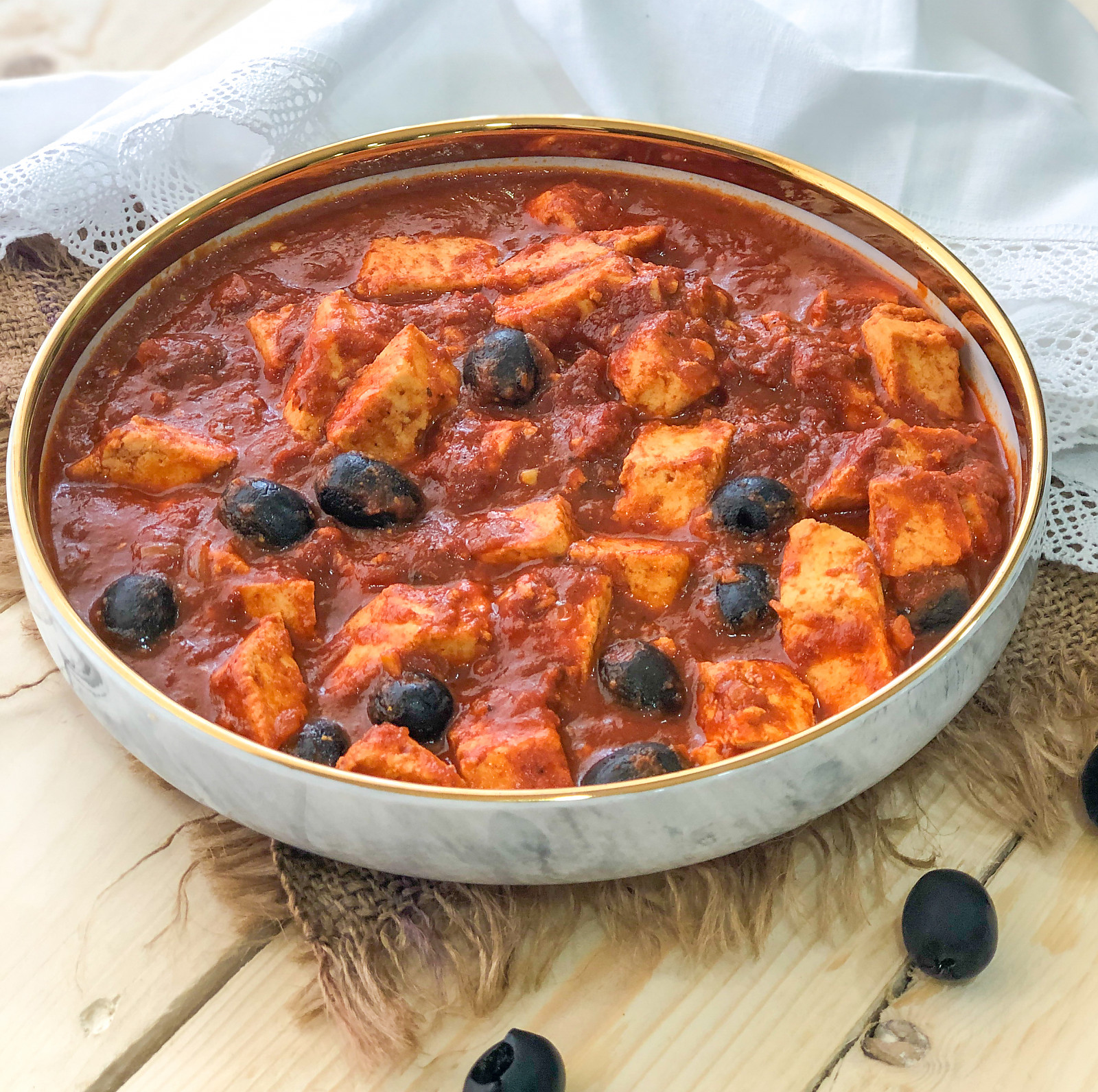 Olive & Tofu In Harissa Curry Recipe 