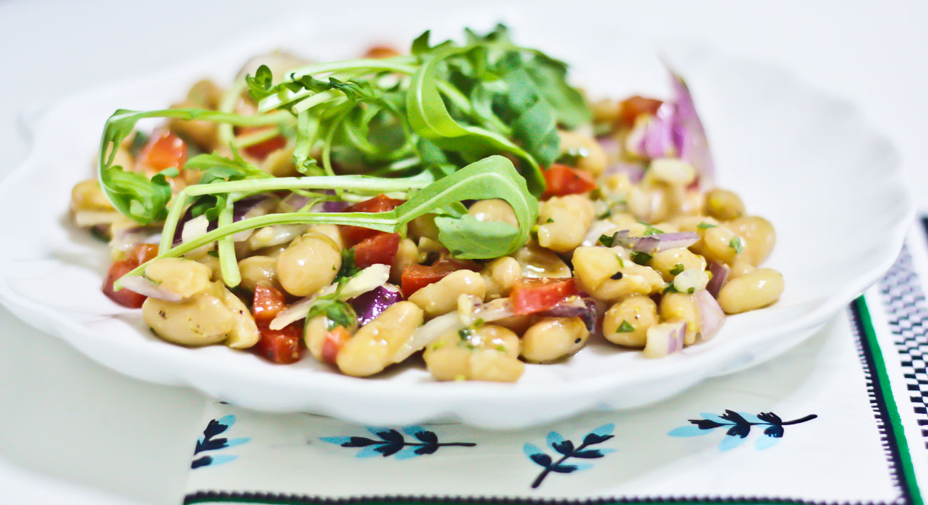 White Bean Salad with Onions and Bell peppers