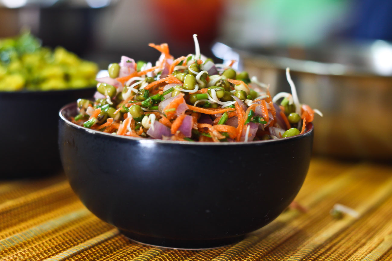 Moong Sprouts Salad with Grated Carrots & Coriander Recipe 