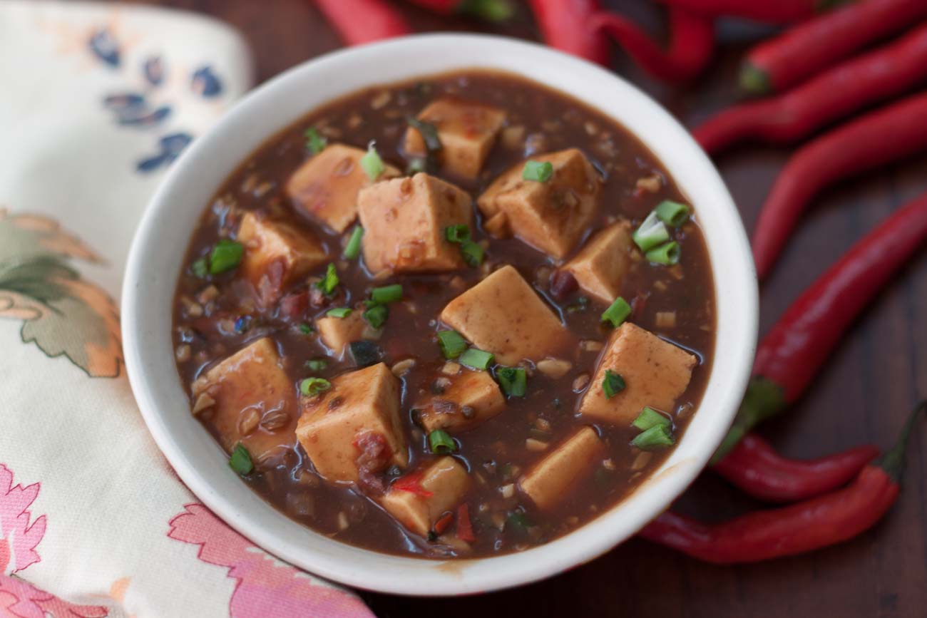 Sichuan Style Vegetarian Mapo Doufu ( Tofu In Spicy And Bean Sauce)