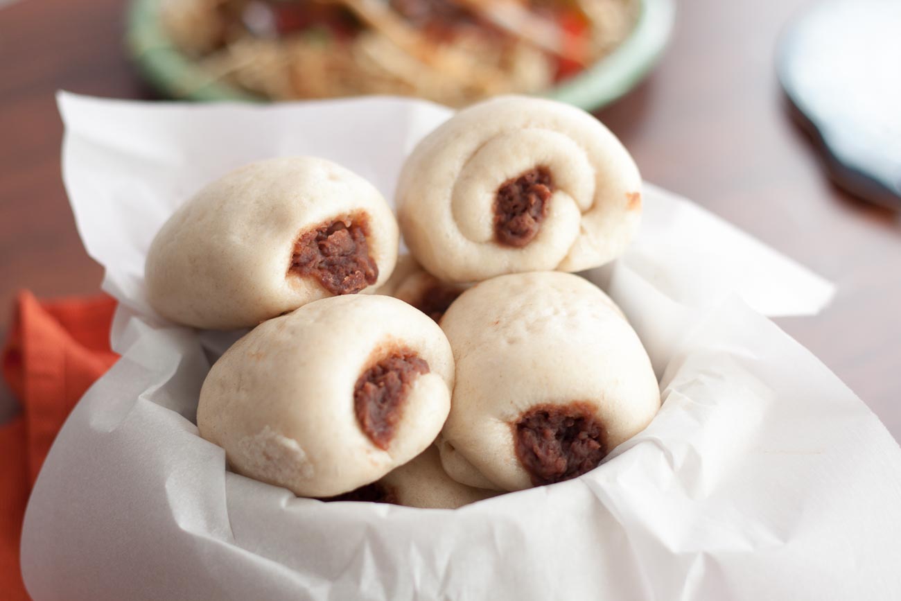 Shandong Style Doushabao  (Steamed Wheat Buns Filled with Sweet Bean Paste)