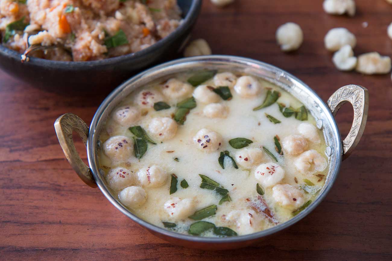 Makhana Moongphali Kadhi