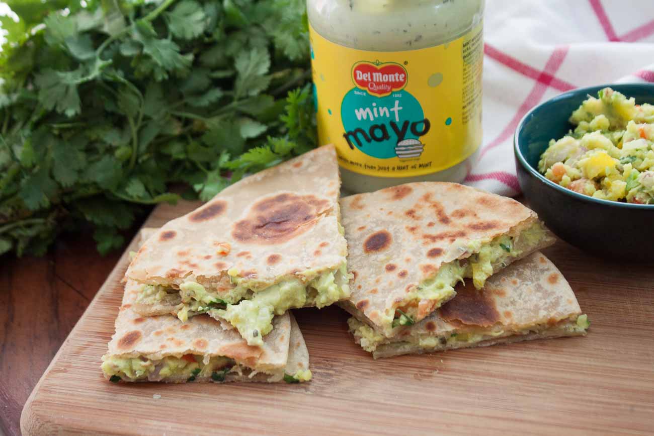 Guacamole Stuffed Quesadilla With Mint Mayo Recipe