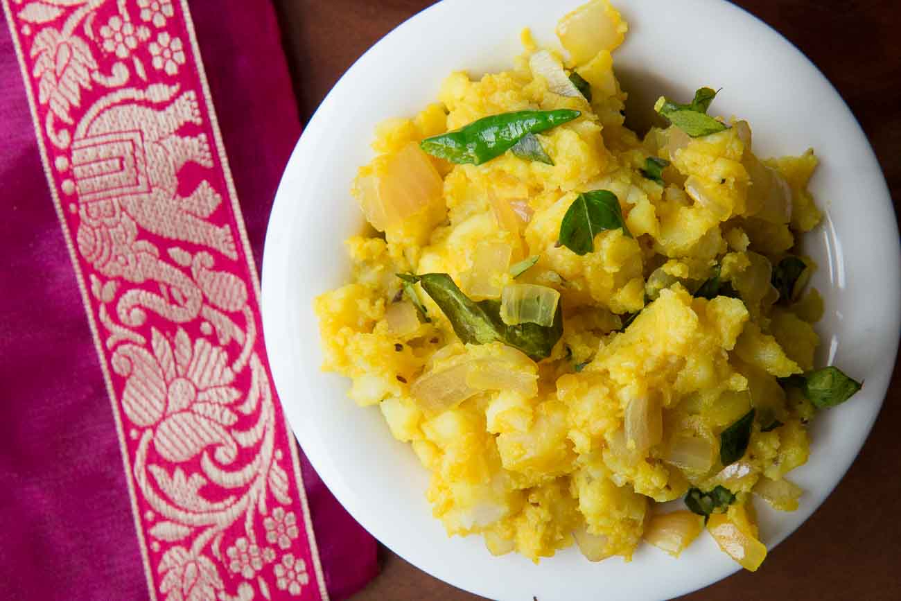 Maharastrian Batatyachi Bhaji Recipe-Quick and Simple Aloo Sabzi