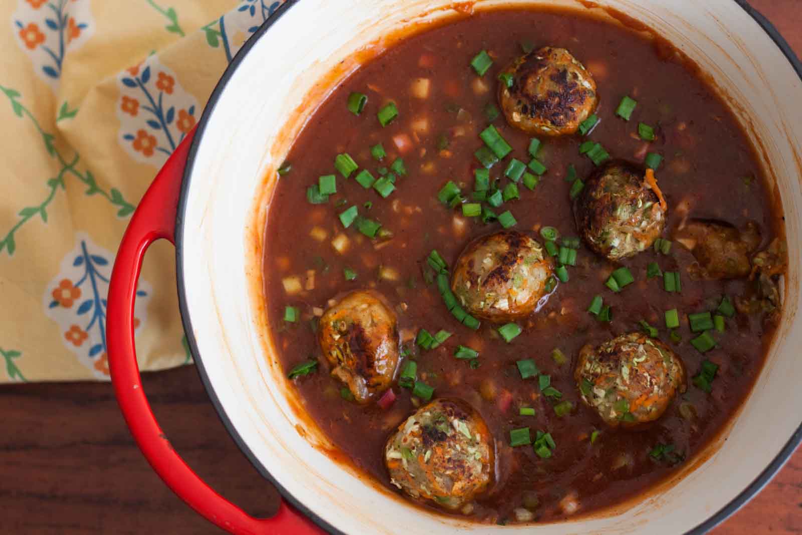 Vegetable Manchurian Balls in Hot and Spicy Garlic Sauce