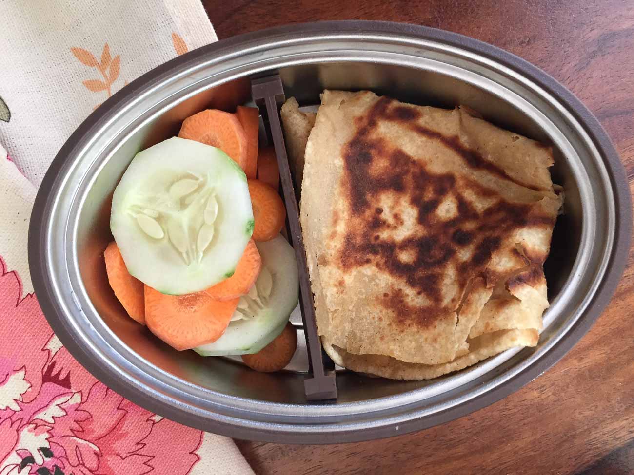 Lunch With Vaya Kadai Paneer Tawa Paratha Salad 2