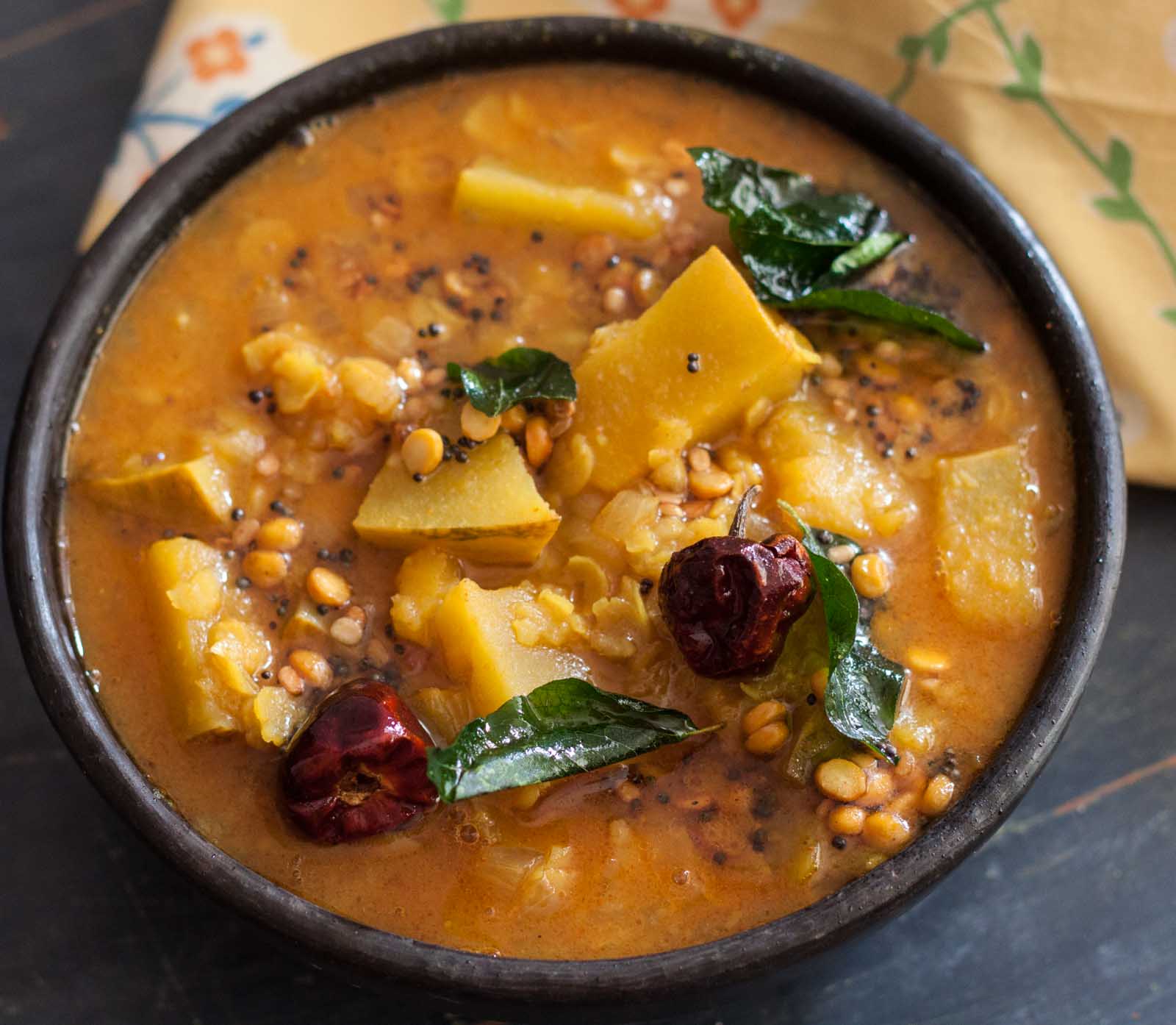 Manjal Poosanikai Sambar Recipe (Yellow Pumpkin in Toor Dal Recipe) 