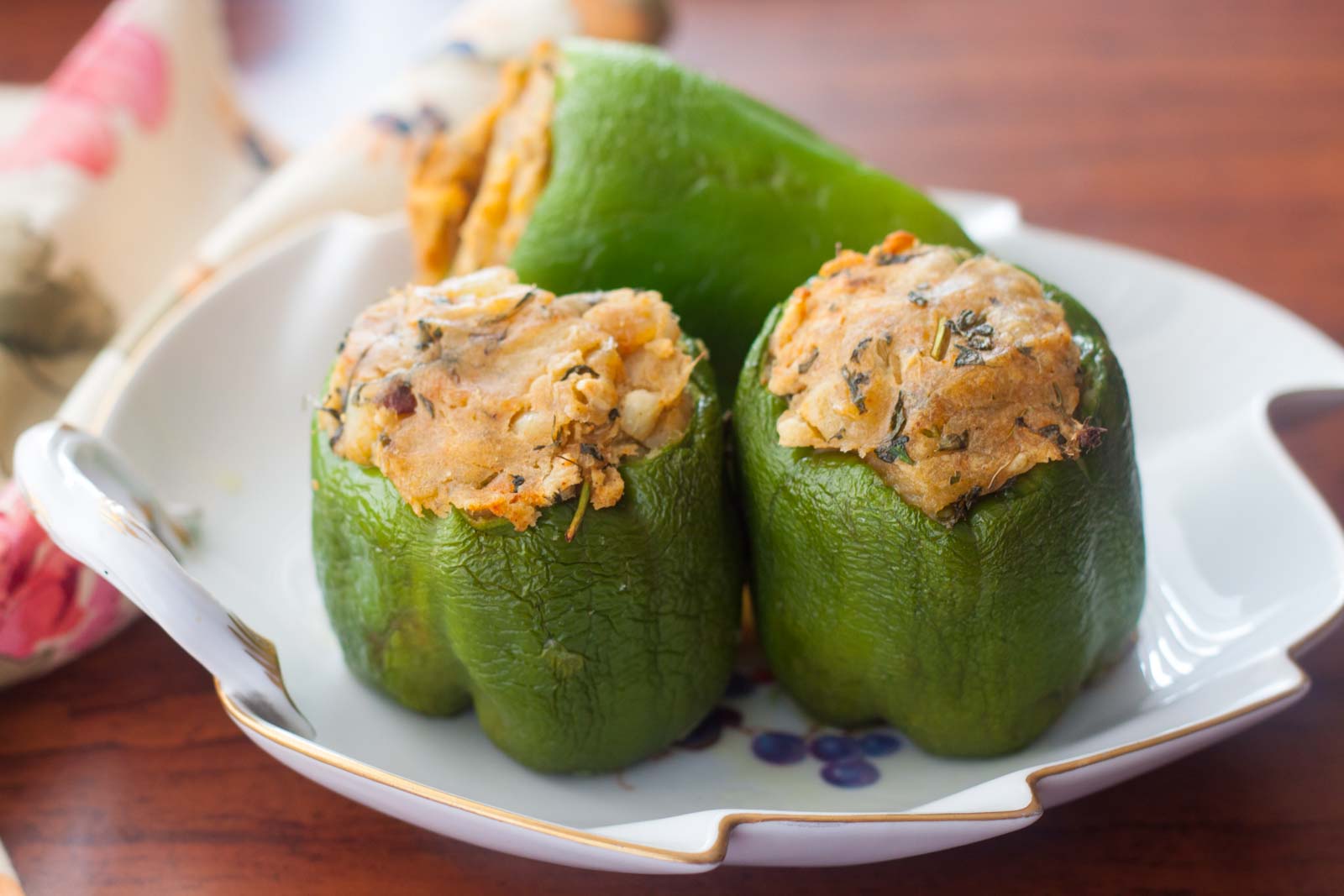 Stuffed Capsicum With Garlic Methi Sweet Potato Recipe 7669