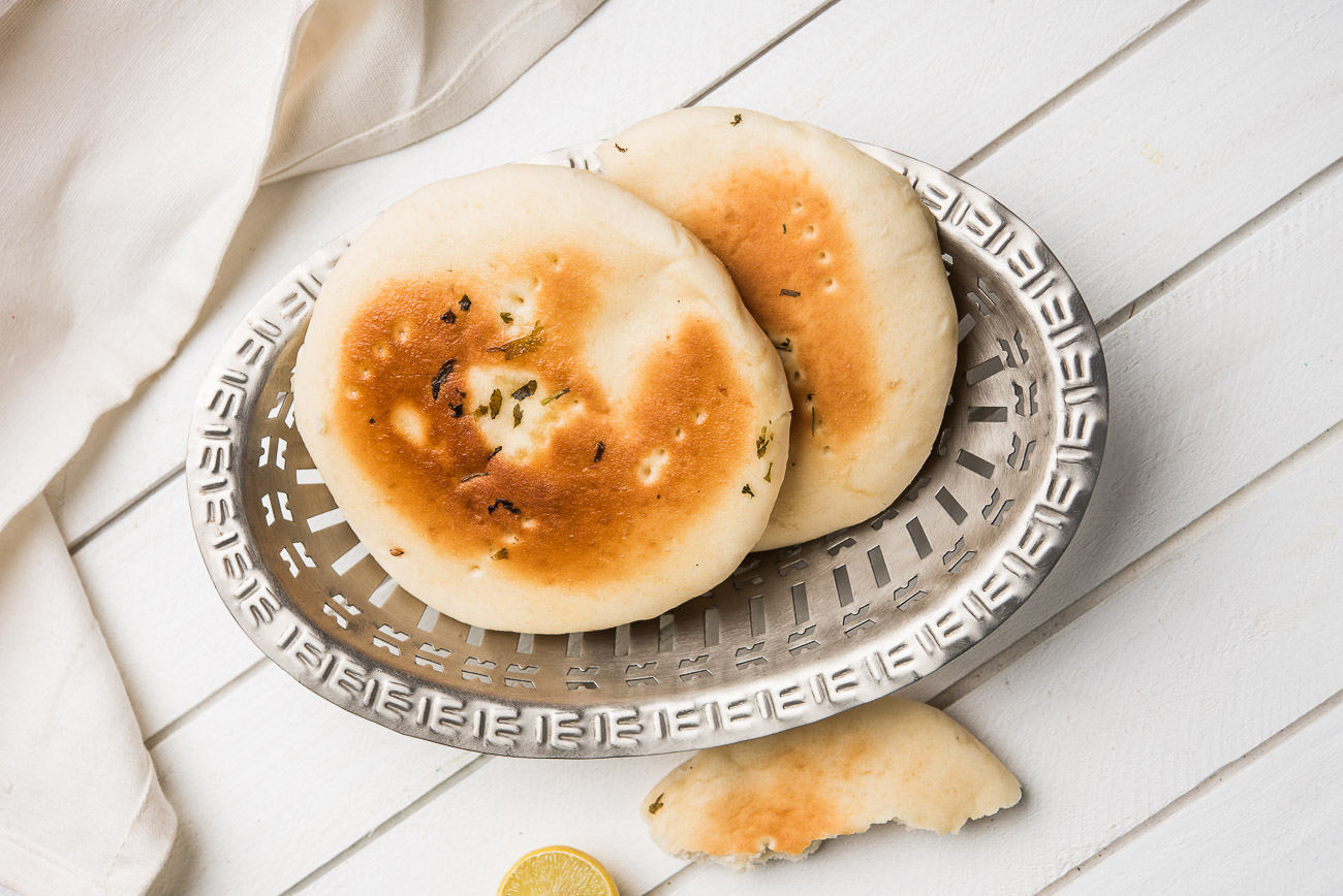 Baked Amritsari Kulcha Recipe (Without Yeast)