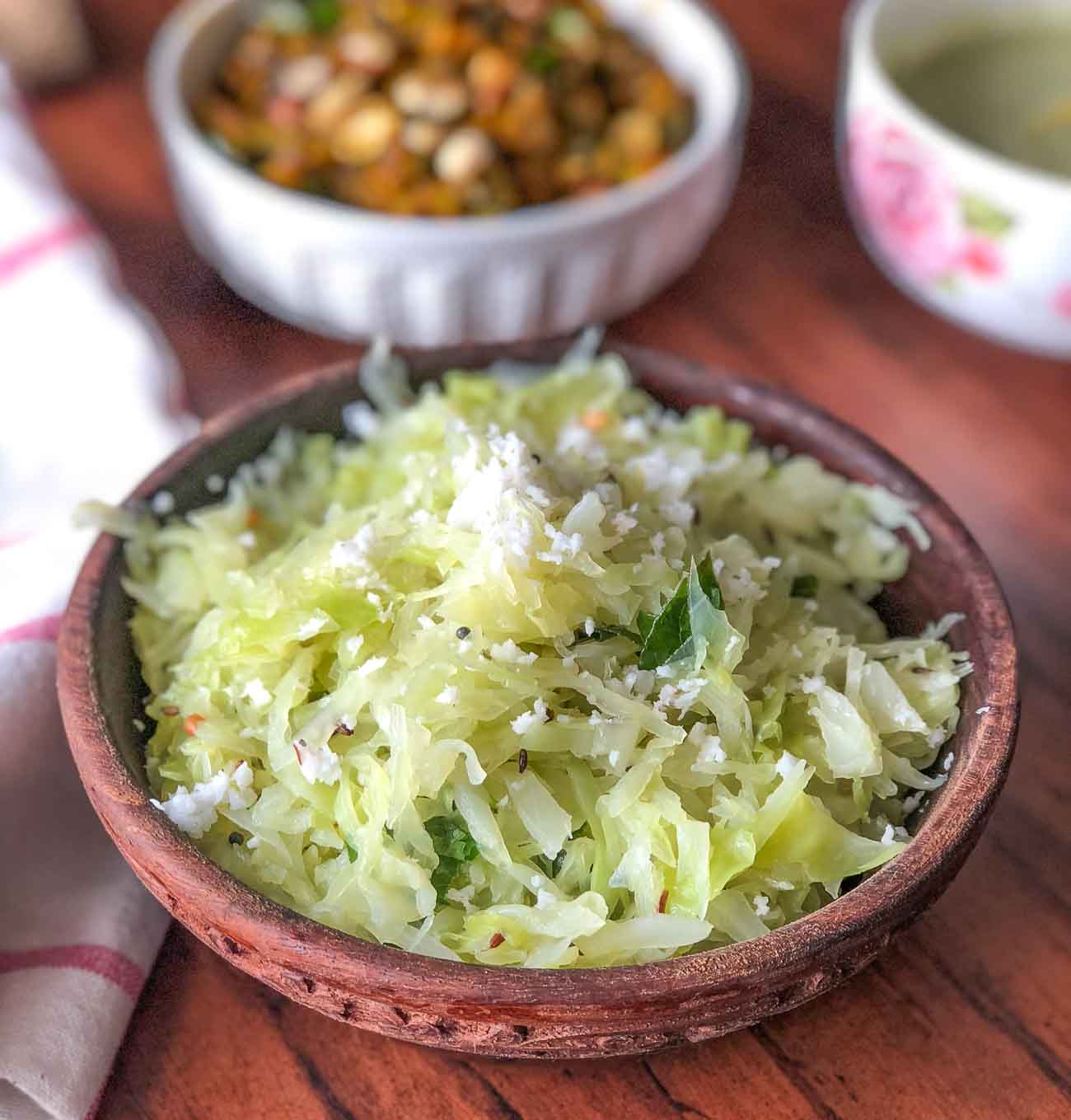 Cabbage Poriyal