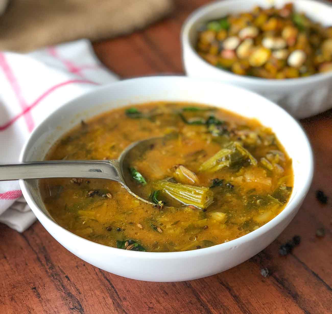 Murungakkai Vendhaya Keerai Sambar Recipe