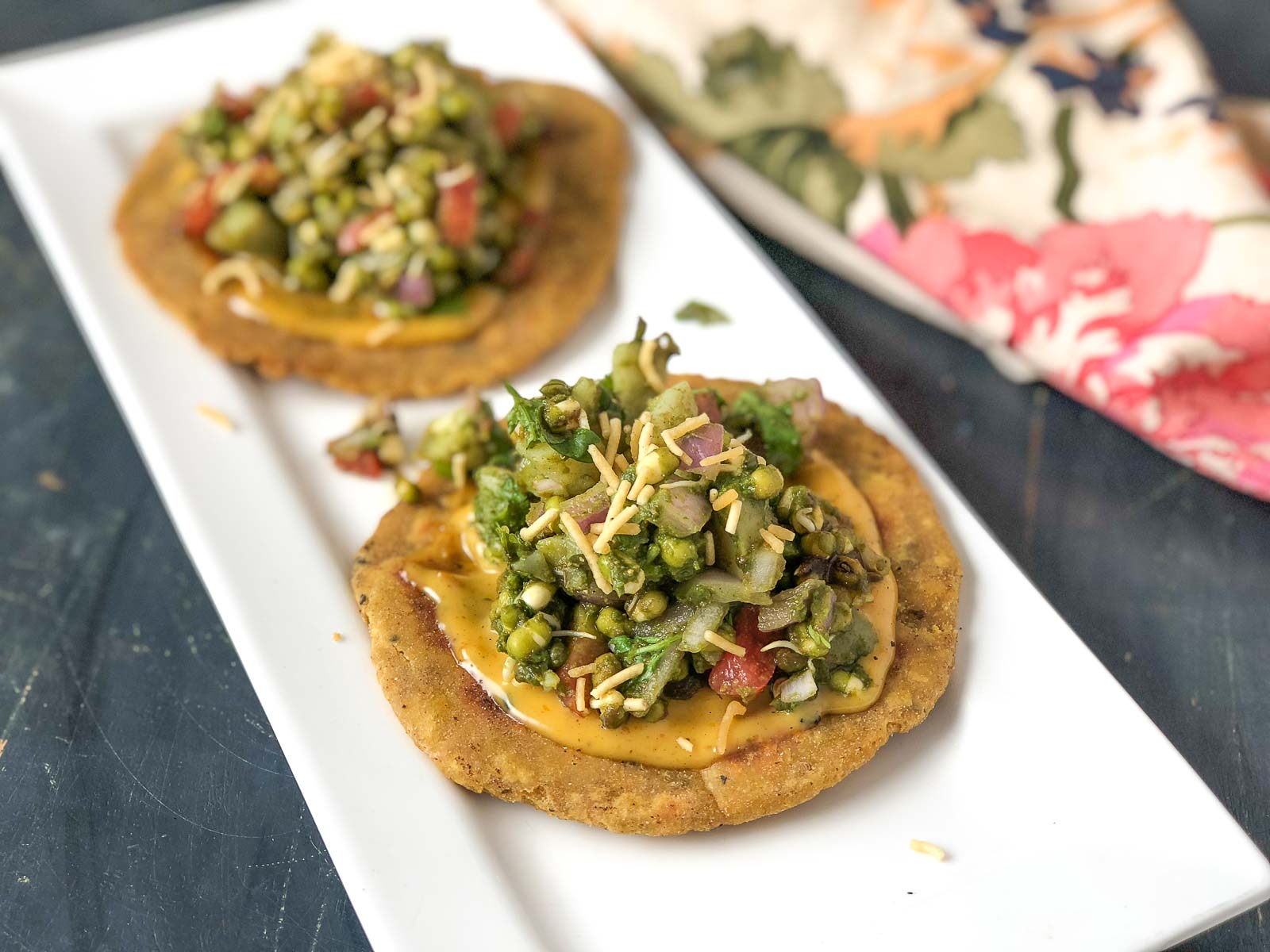 Bhakri Chaat Recipe With Green Moong Sprouts And Aloo