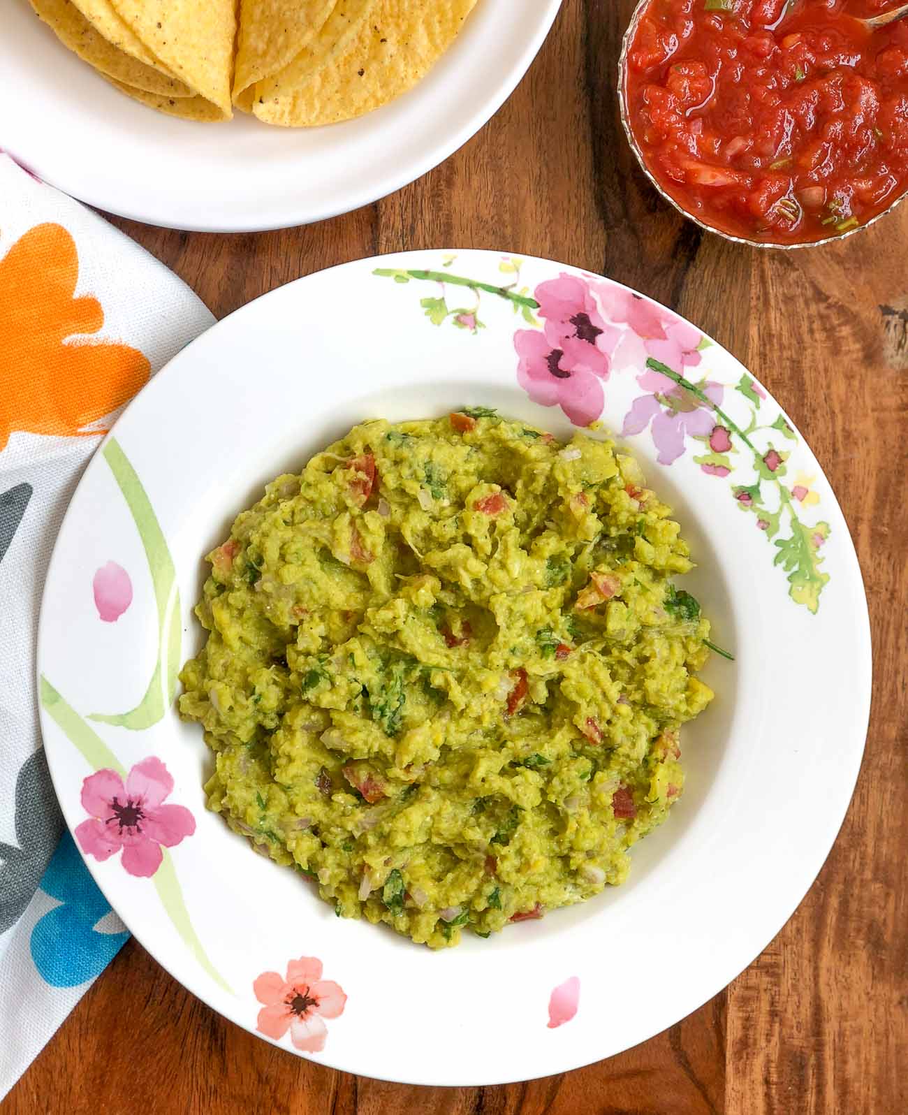 Homemade Guacamole Recipe - Perfect Mexican Guacamole Dip