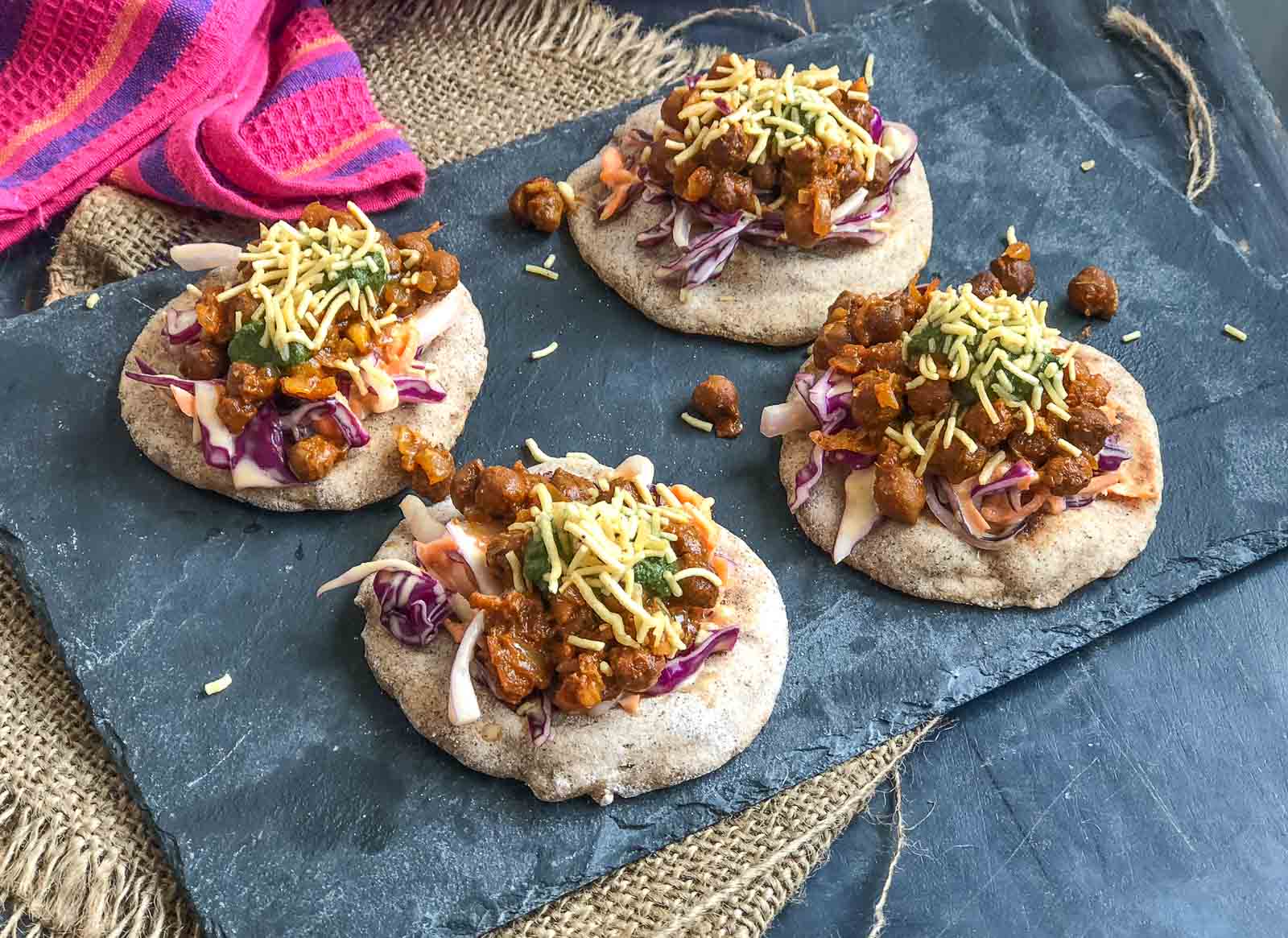 Mini Naan Recipe With Pindi Chole