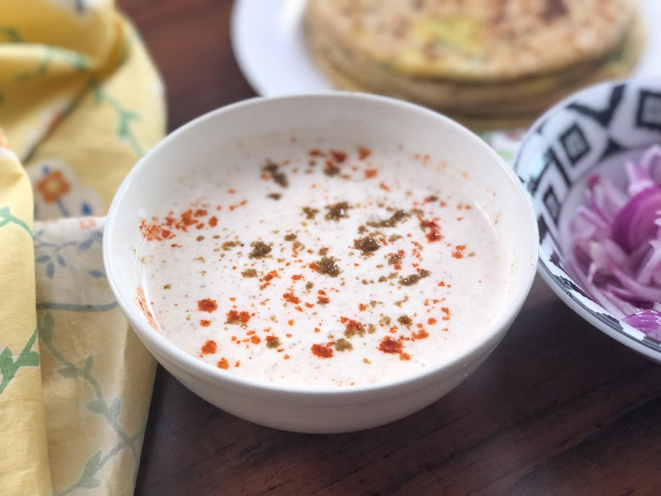 Burani Raita Recipe - Garlic Based Yogurt