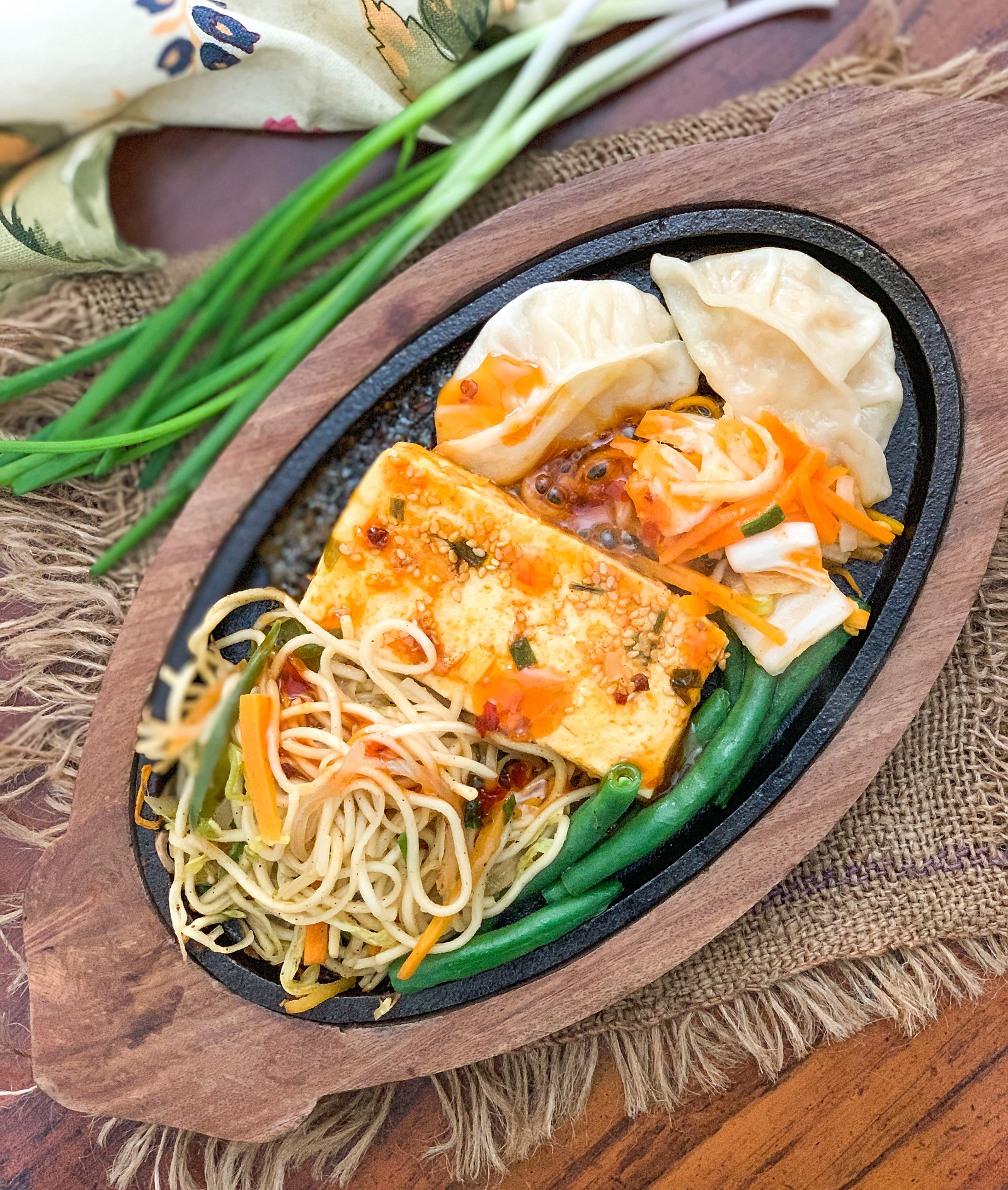 Vegetarian Chinese Sizzler With Noodles & Momos Recipe