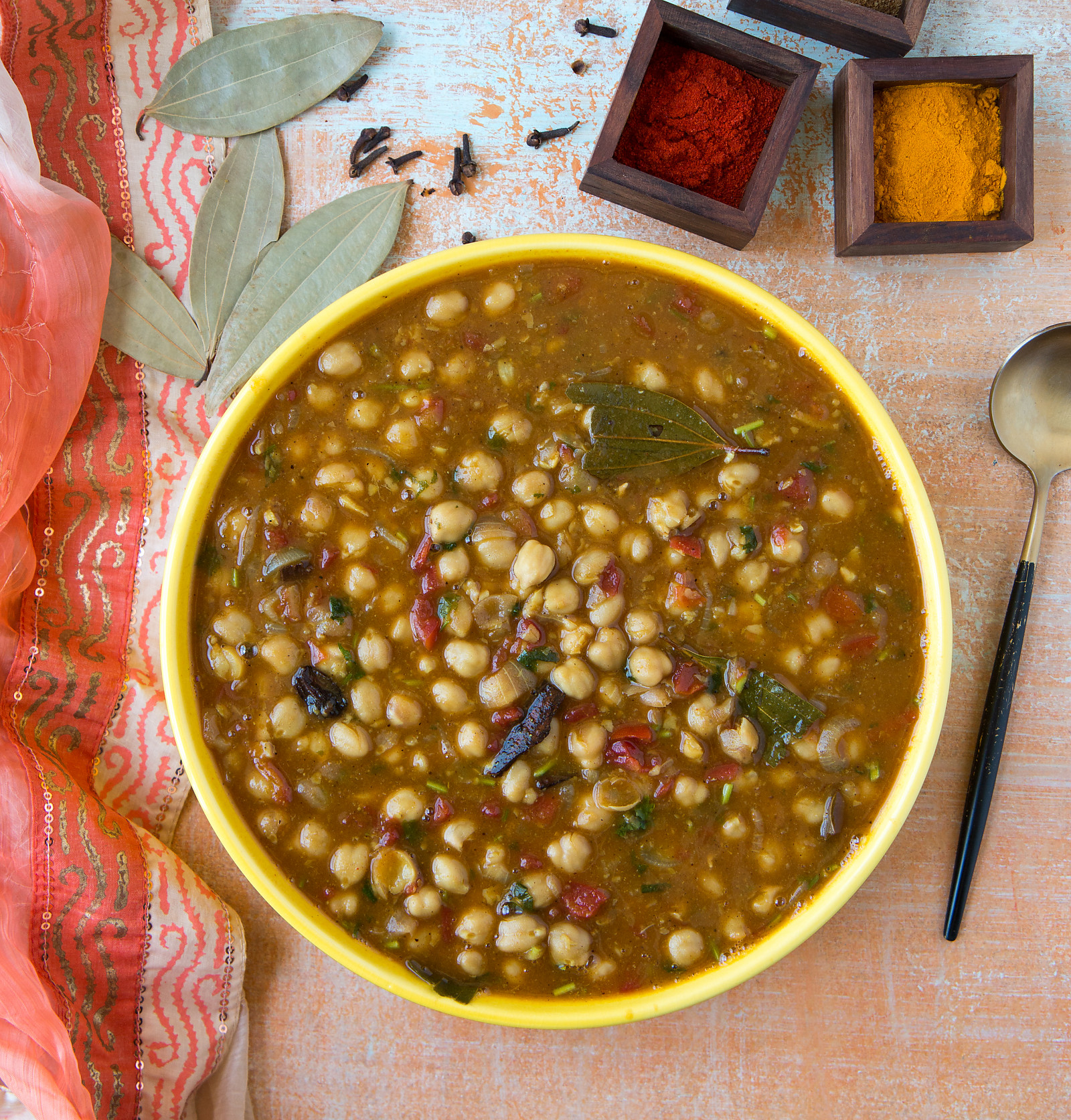 Dhaba Style Chana Masala From Deserts of Jaisalmer