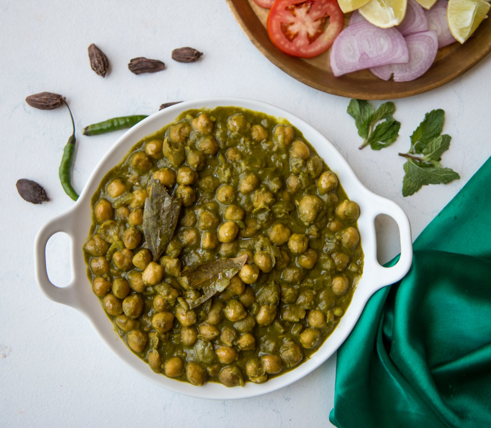 Dhania Chole Masala Recipe - Chickpeas In Fresh Coriander Gravy