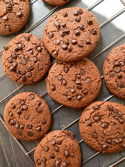 Whole Wheat Chocolate Chip Cookie Recipe With Jaggery | Eggless Whole Wheat Chocolate Chip Cookie Recipe With Jaggery | Eggless