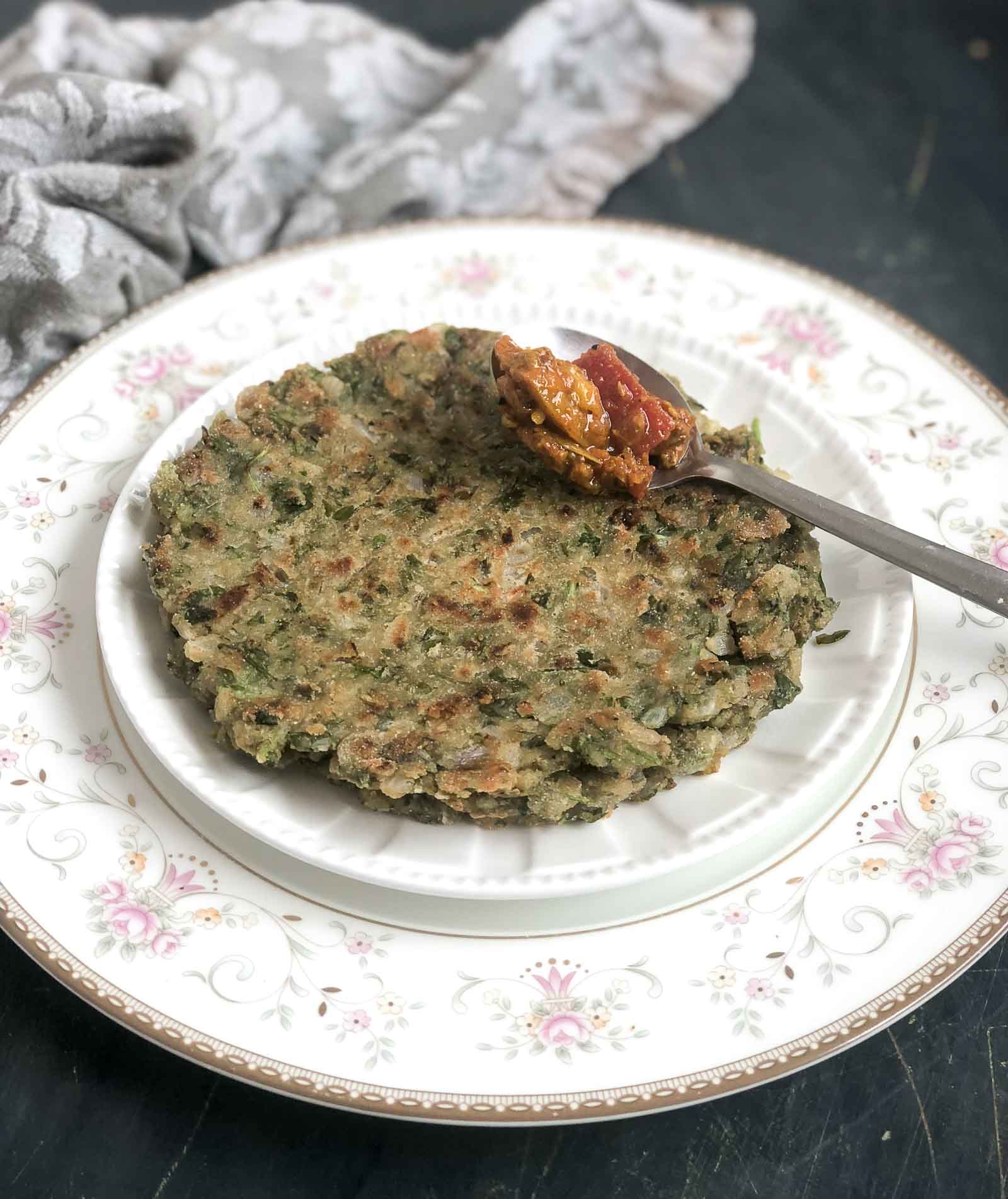 Jowar Jo Dodo Recipe - Sindhi Sorghum Roti 