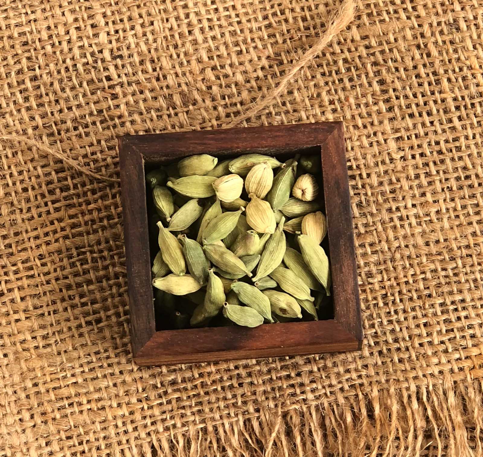 Green cardamom