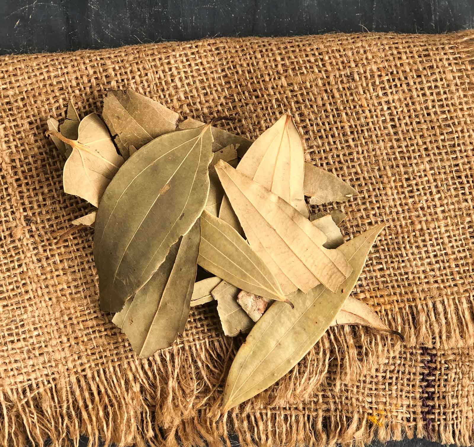 Tej patta Dry Bay Leaves