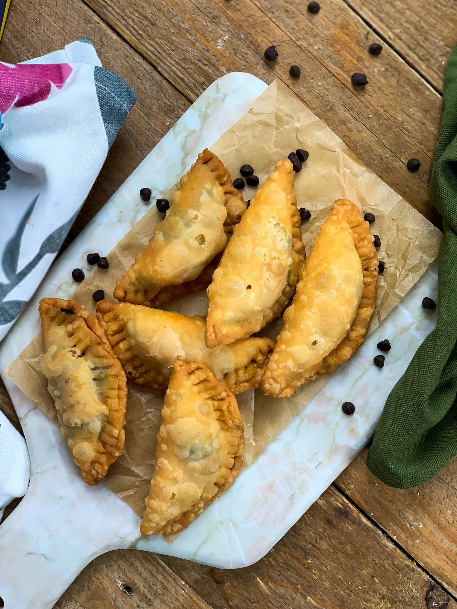 Chocolate Cheese Gujiya Recipe