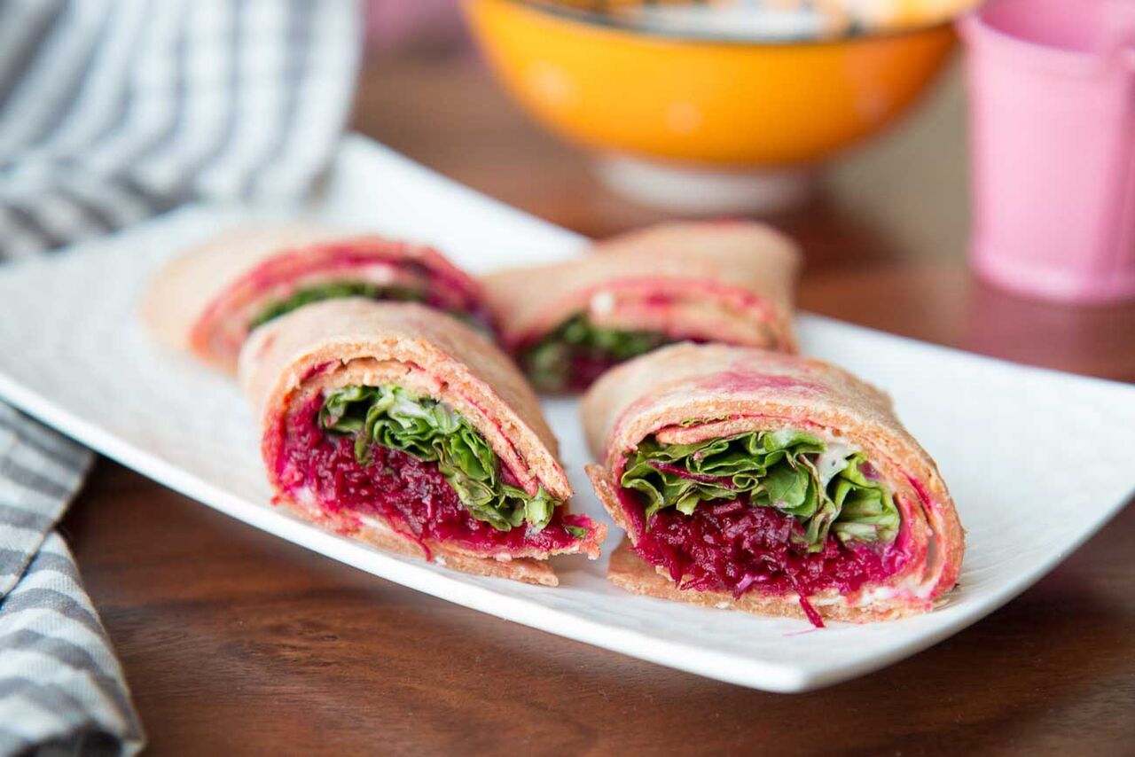 Italian Oat Tortilla Wrap with Beetroot Hummus Recipe