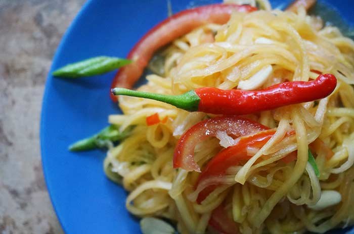 Thai Som Tum Recipe (Thai Green Papaya Salad)