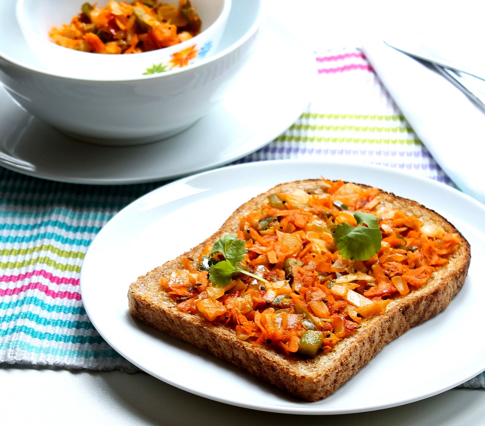 Iyengar Bakery Style Masala Bread Recipe