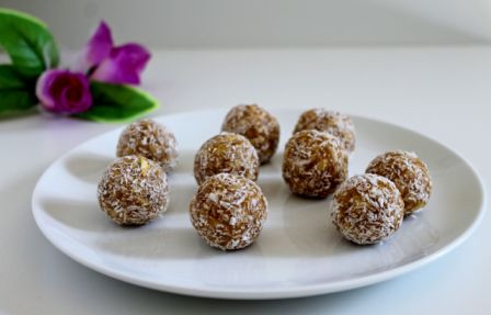 Pineapple & Cashew Energy Fudge Recipe Pineapple & Cashew Energy Fudge Recipe