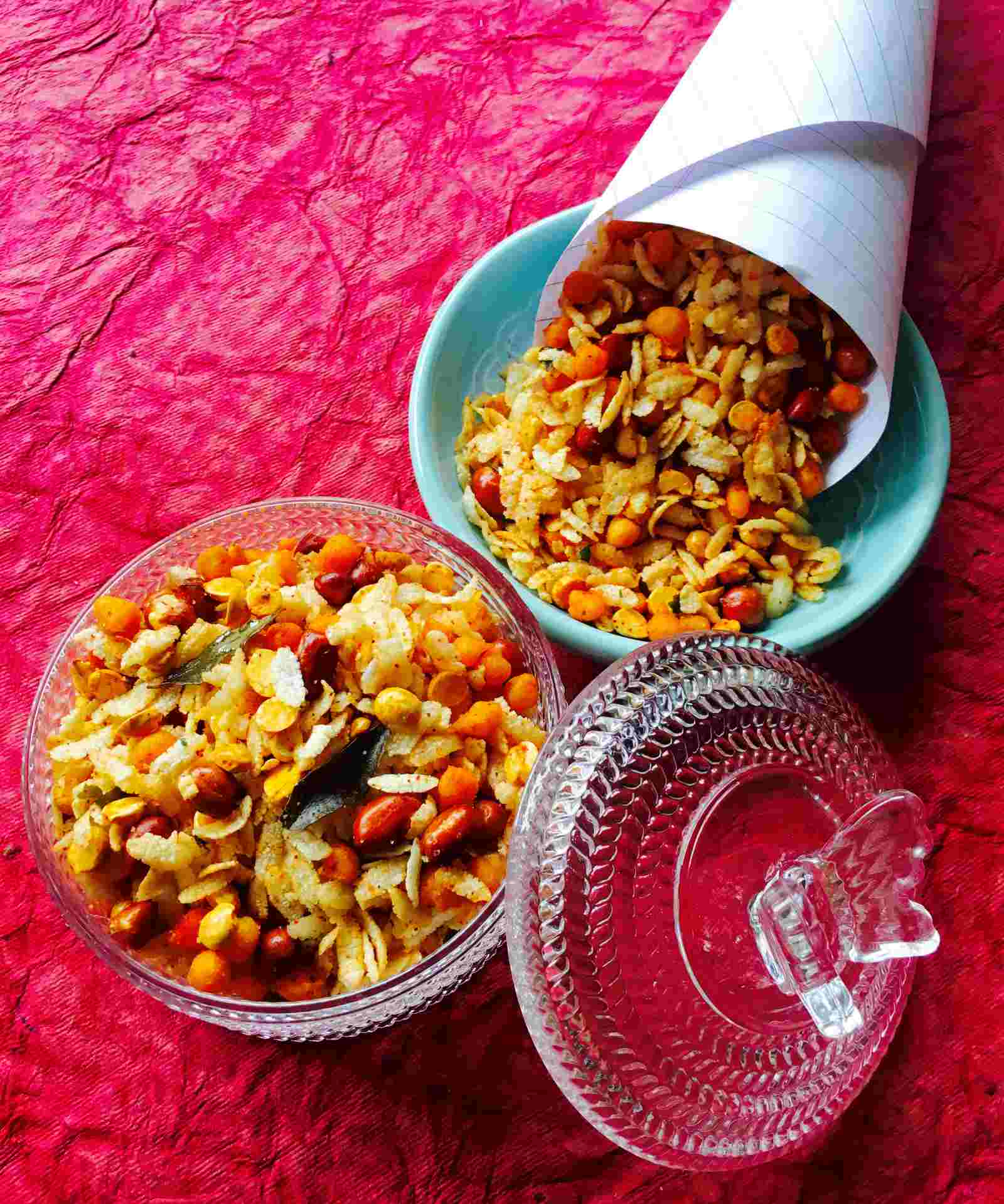 Fried Poha Chivda Recipe - Flatten Rice Spicy Mixture Fried Poha Chivda Recipe - Flatten Rice Spicy Mixture