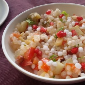 Sago Khichdi Recipe (Savory Tapioca Pearls Stir Fry)