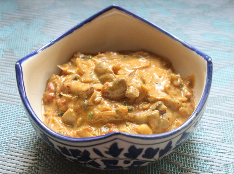 मशरुम करी - Mushroom Curry (Recipe In Hindi)