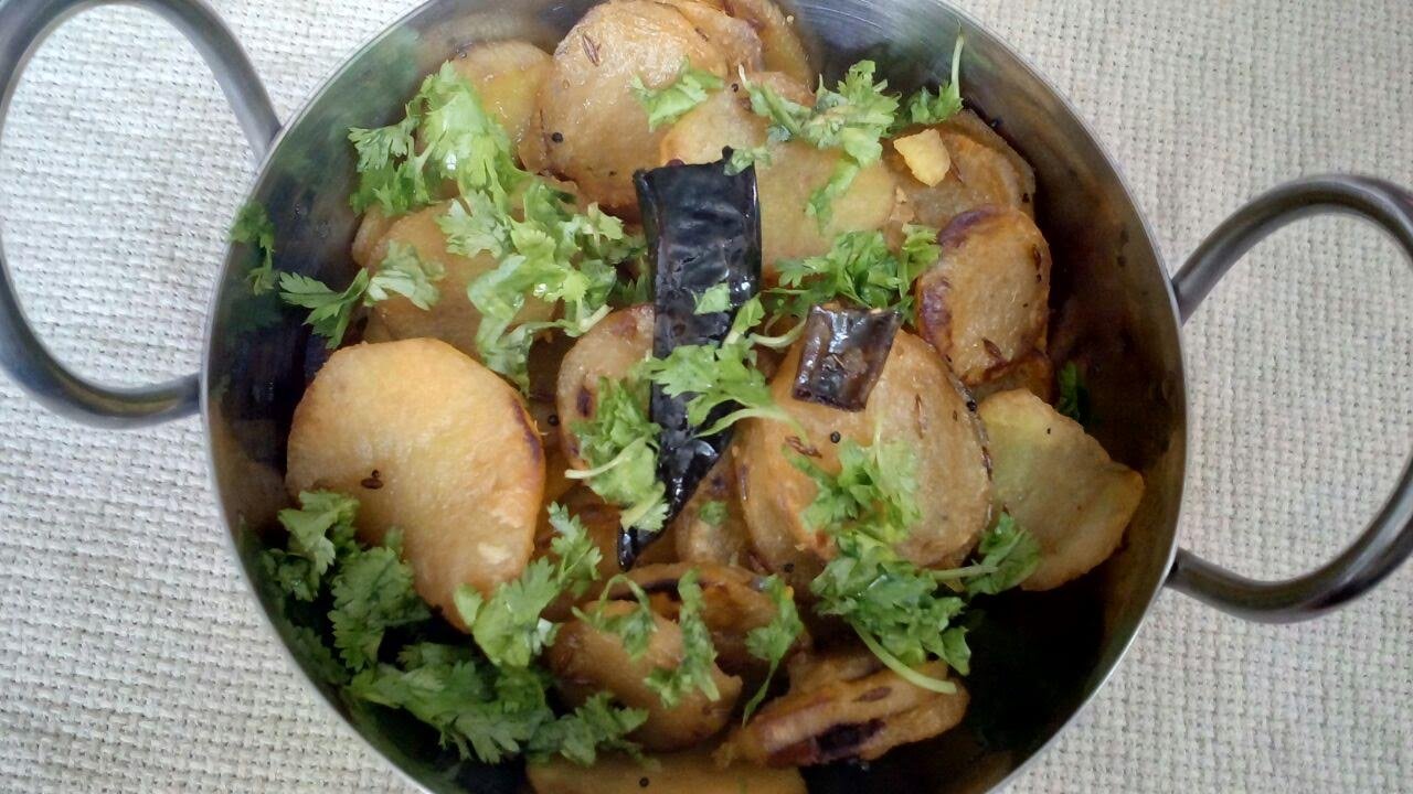 शकरकंदी की सब्ज़ी रेसिपी - Sweet Potato Sabzi (Recipe In Hindi)