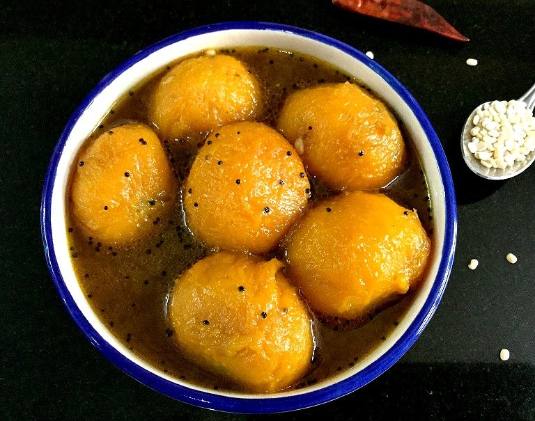 Mangalorean Style Ambe Upkari Recipe - Ripe Mango Curry
