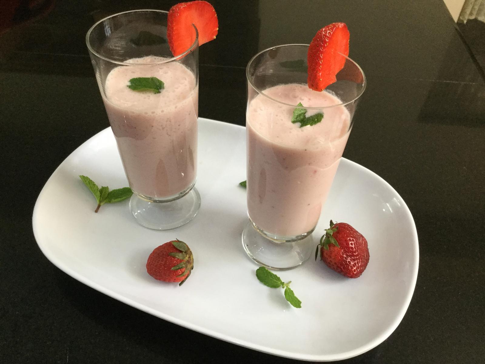 Strawberry Yogurt Lassi Recipe