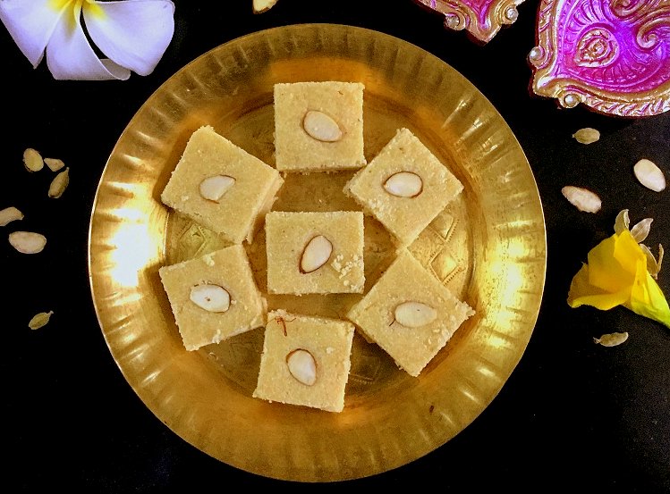 Sooji Manpasand Burfi Recipe - Semolina Coconut Fudge