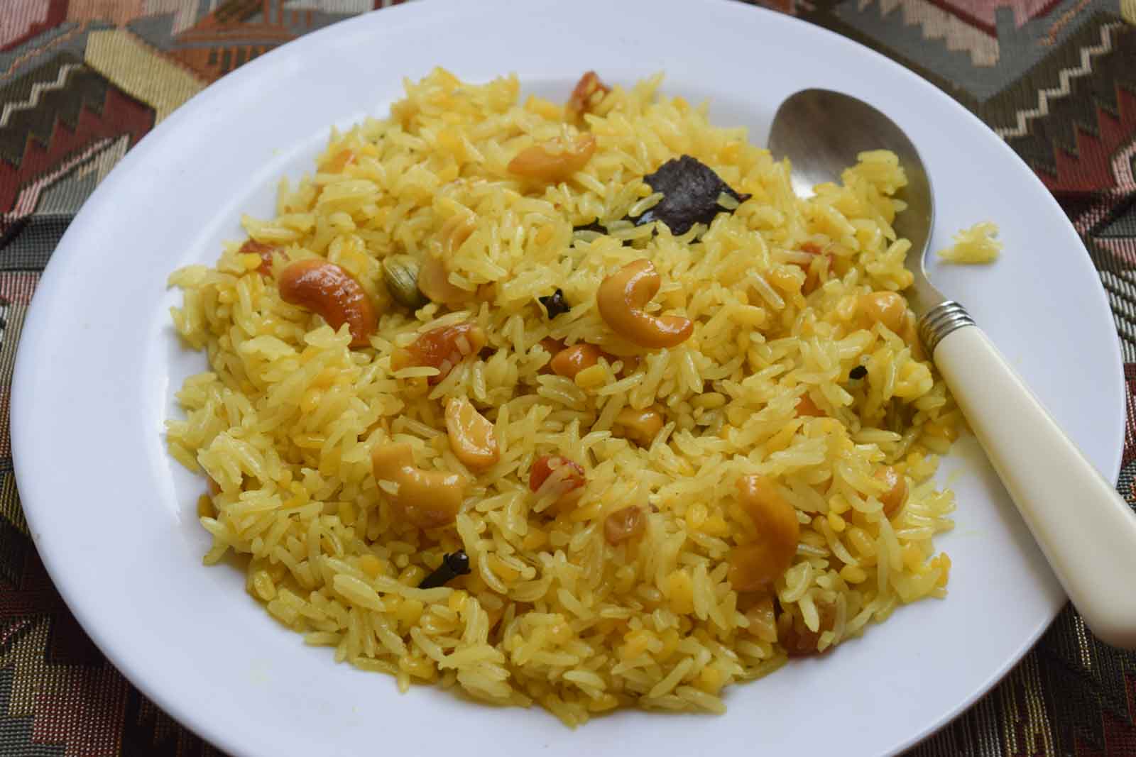 मीठा खिचुडी रेसिपी - Mitha Khichudi (Recipe In Hindi) मीठा खिचुडी रेसिपी - Mitha Khichudi (Recipe In Hindi)